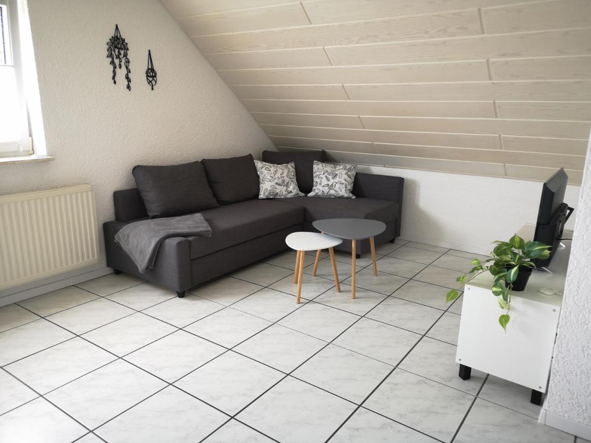 Familienfreundliche Ferienwohnung Mit Wohlfuehlbalkon Und Kostenlosem Parkplatz Nahe Messe Und Bodensee Меккенбойрен Экстерьер фото